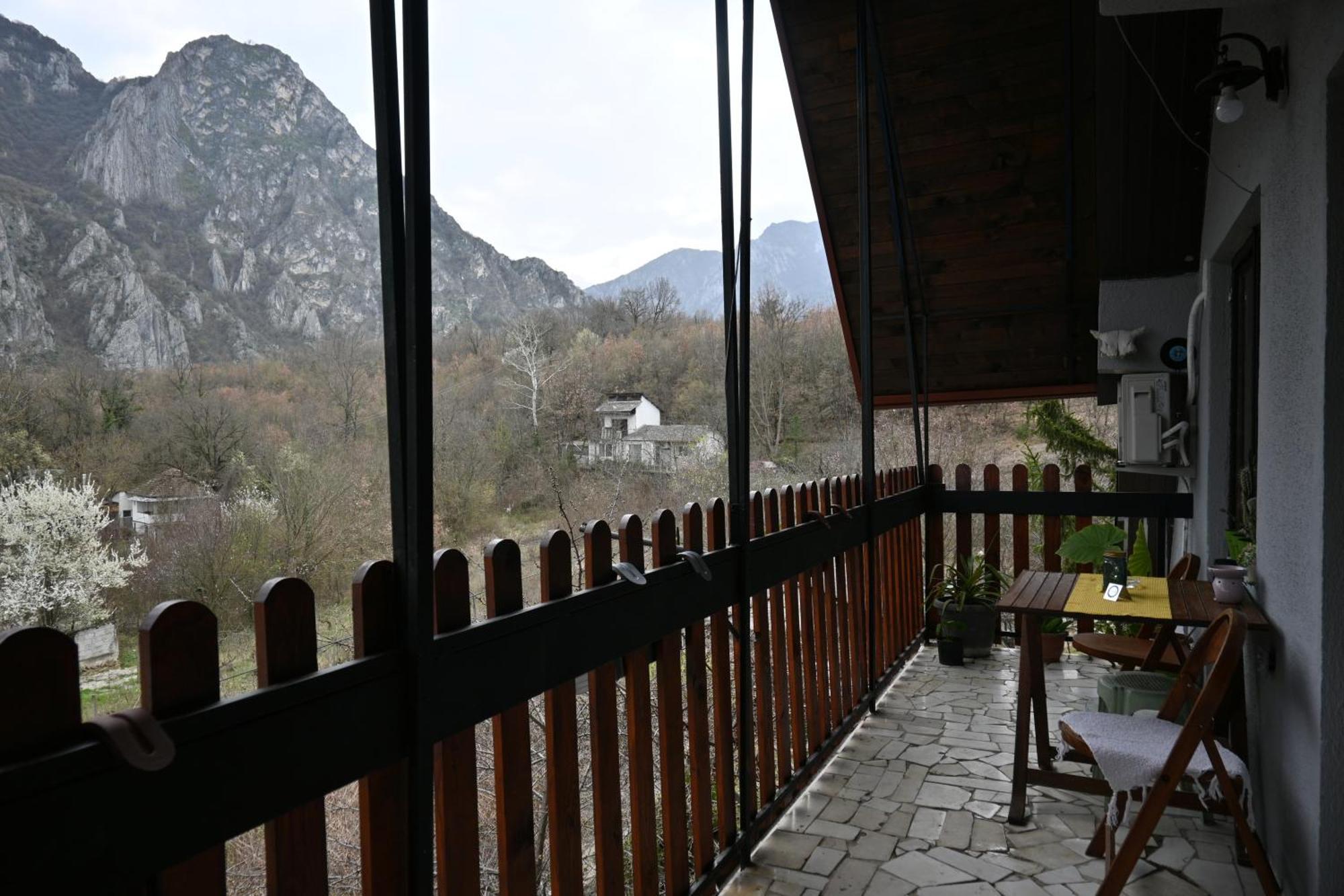 Canyon Matka Nature Apartments With A Terrace Skopie Exterior foto